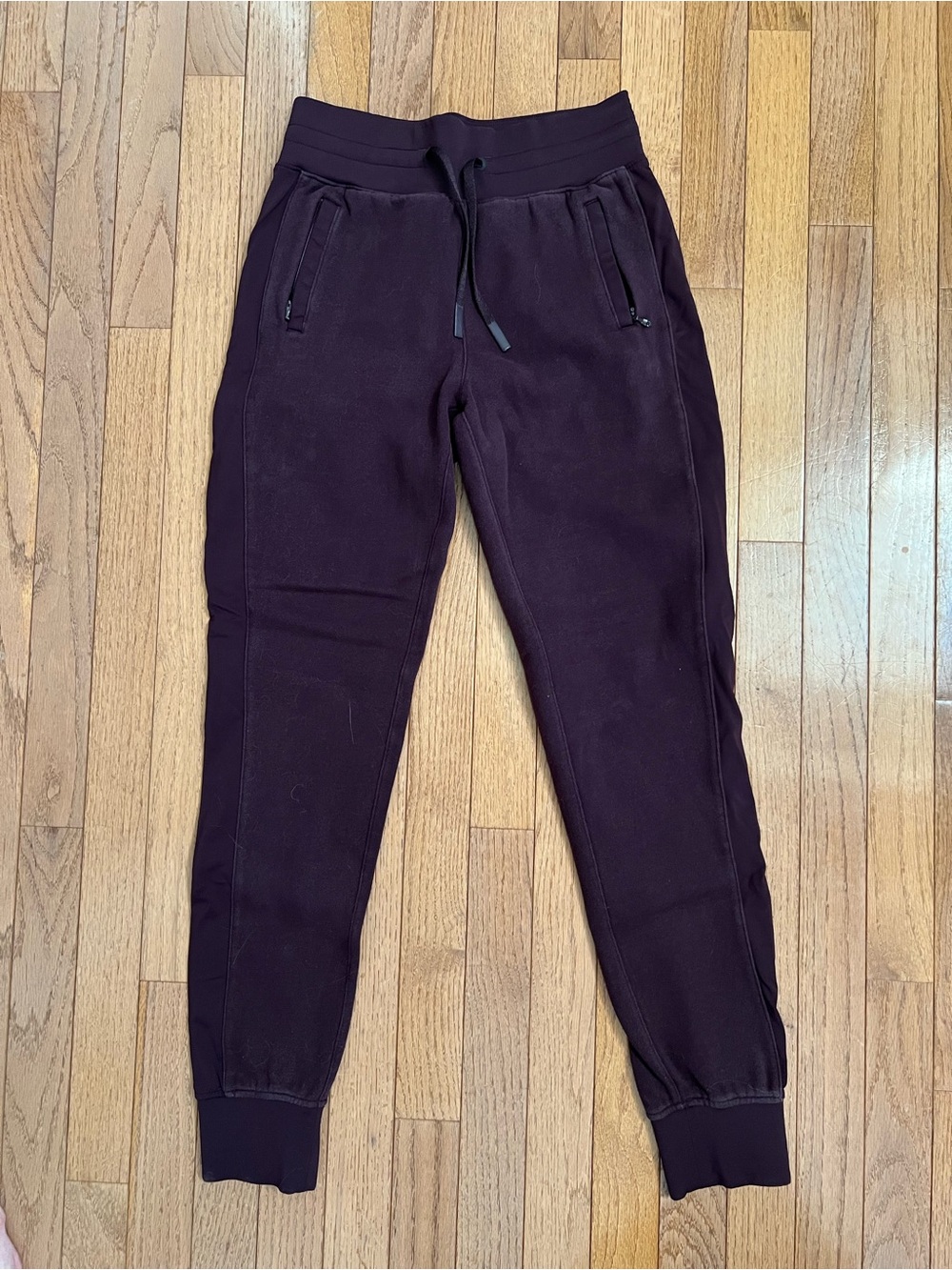 Lululemon Plum Burgundy Jogger Sweatpants with Zipper Pockets